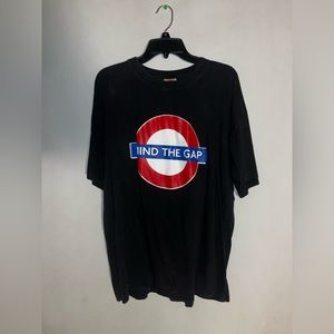 Mind the gap t-shirt